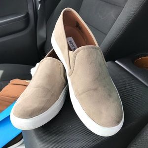 Steven Madden Suede Slip ons